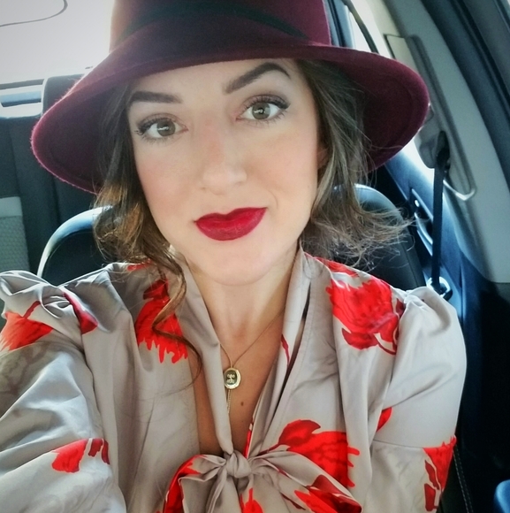 MEET THE POSHER - Picture 7 of 8